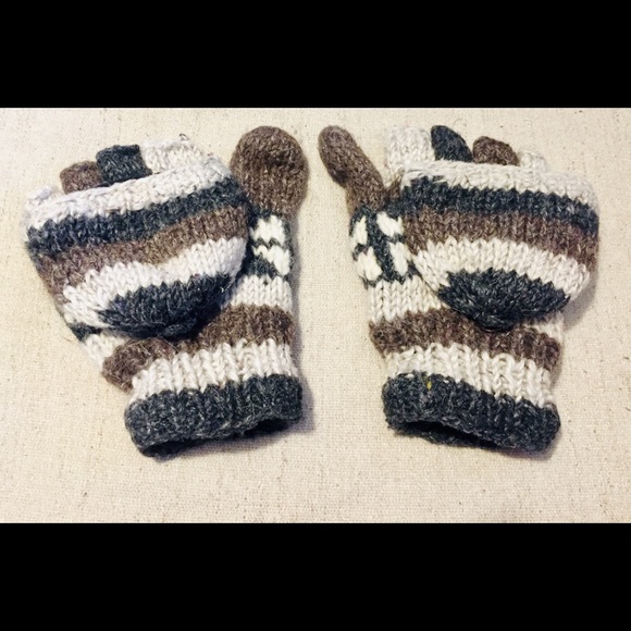 Accessories - Unique Wool Mitten/Gloves